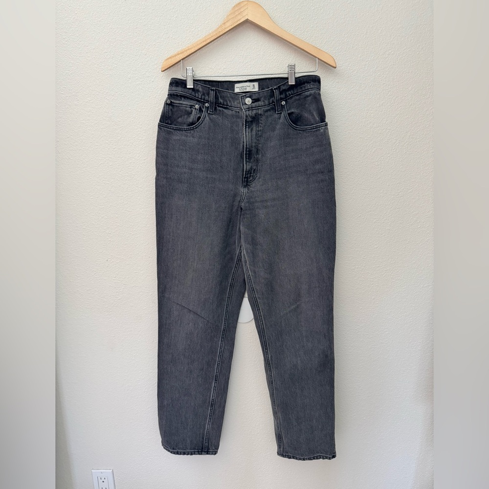 Abercrombie & Fitch Gray Denim Jeans The 90s straight ultra high rise size 30R